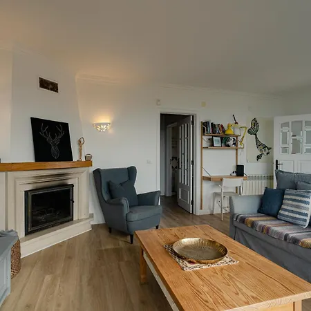 Holiday home 110 - Casa Gigi Ferrel (Leiria)